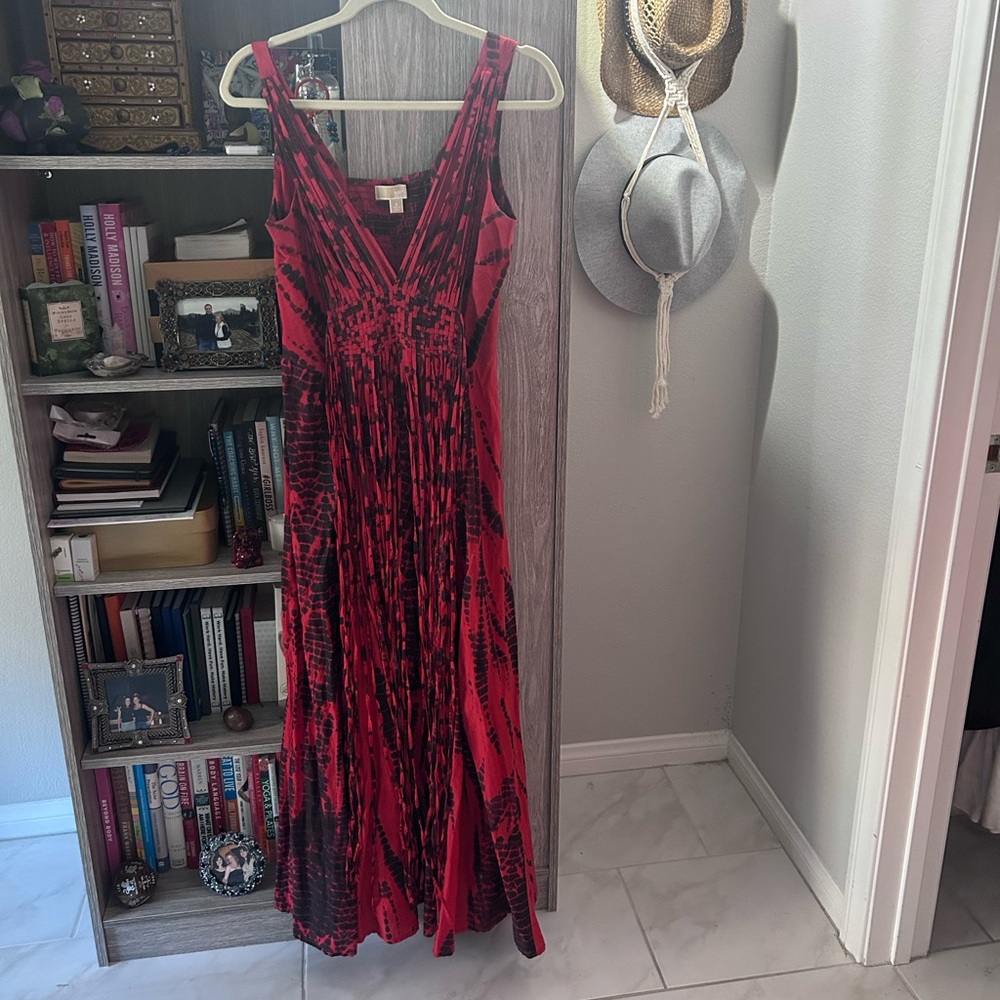Michael Kors red & black tie dye fringe boho maxi dress. Small